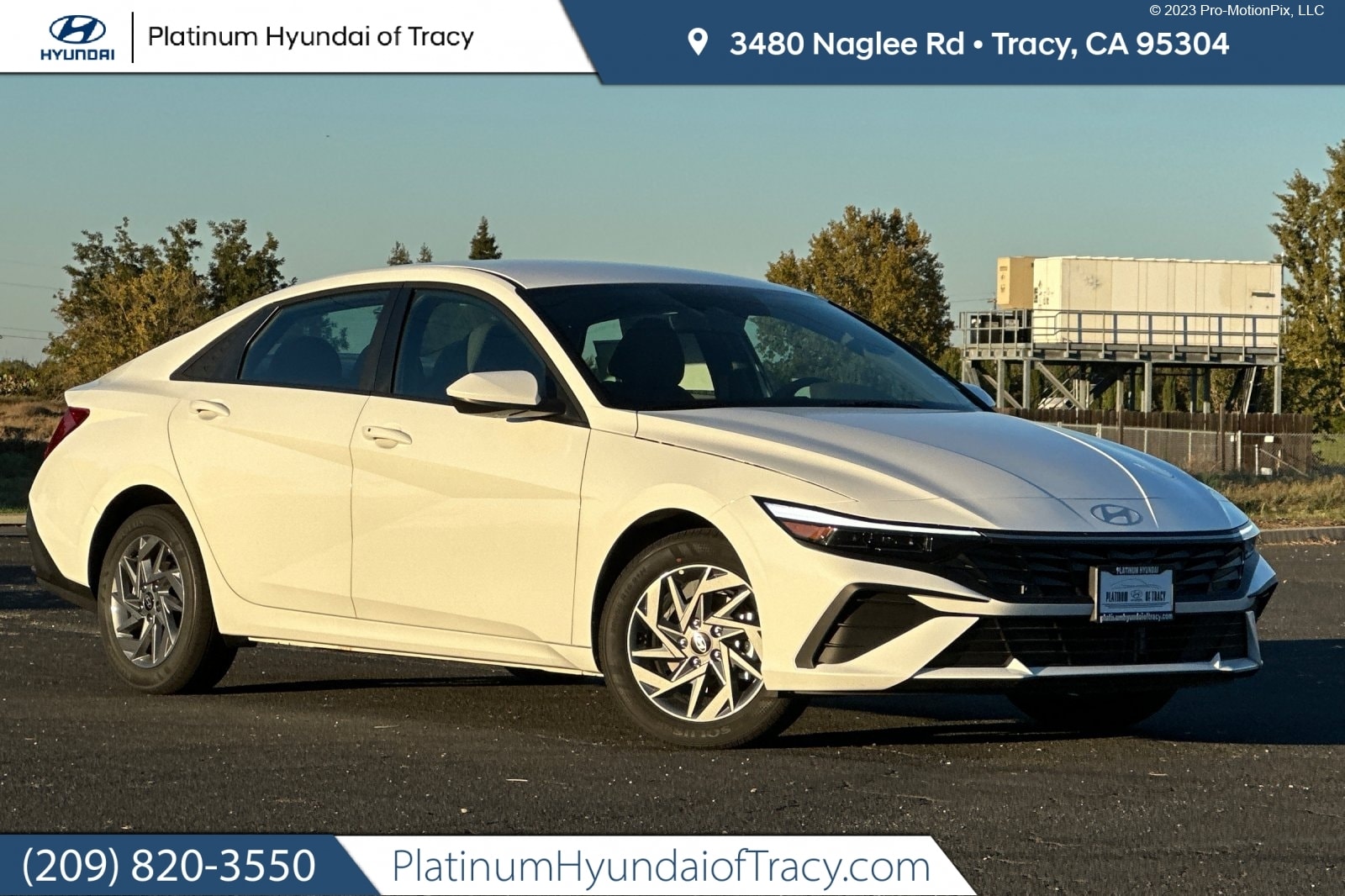2026 Hyundai Elantra 1.6 HEV Blue's photo