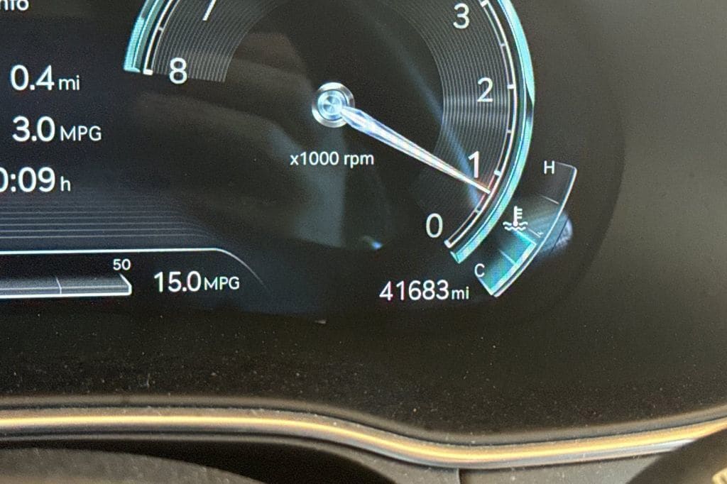 2024 GENESIS GV80 31