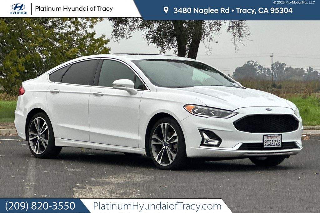 2020 Ford Fusion Titanium's photo