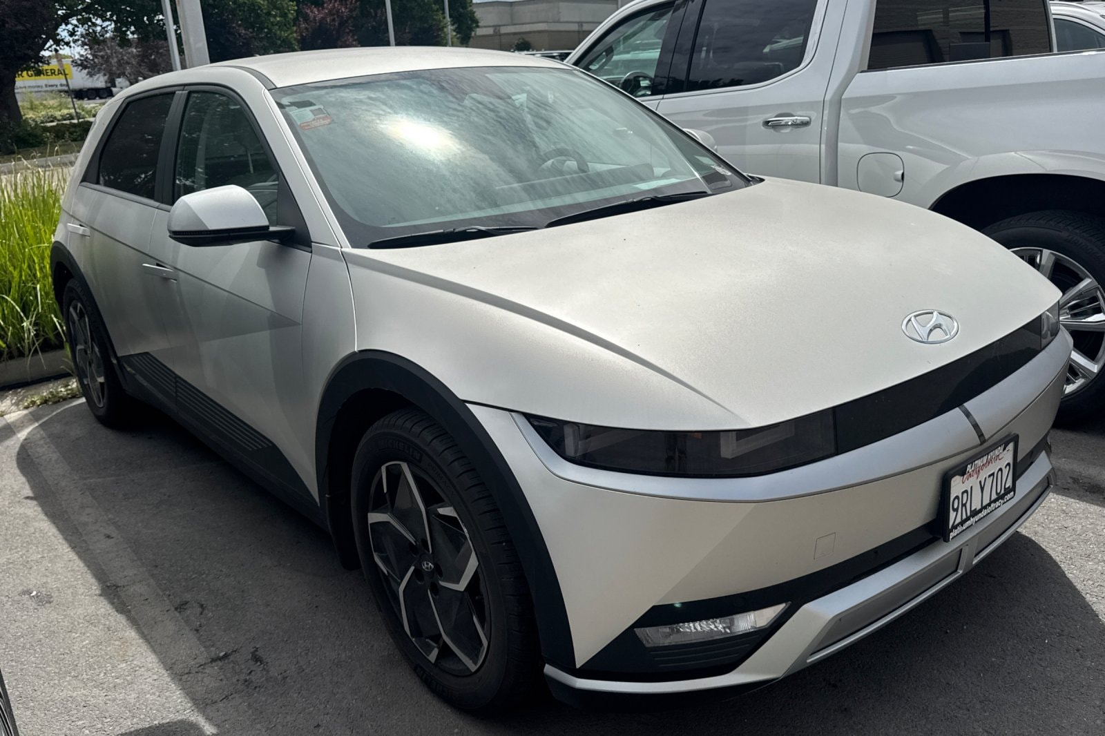 2023 Hyundai IONIQ 5 SEL photo 2