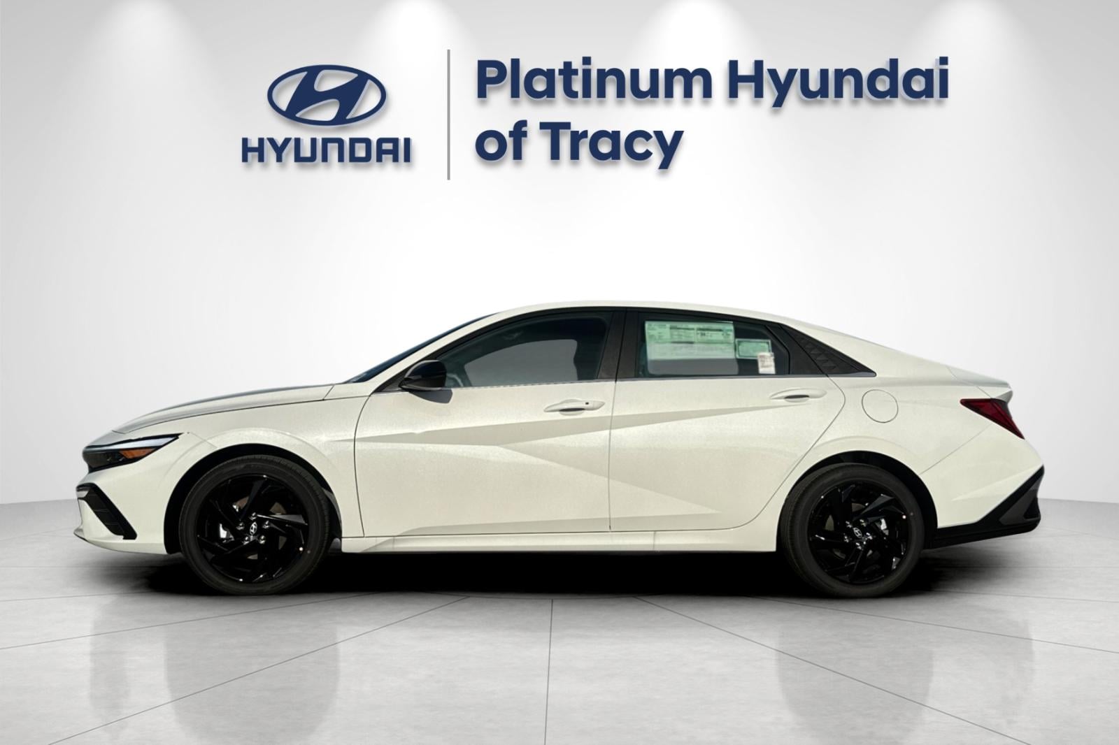 2026 Hyundai Elantra SEL - Photo 7