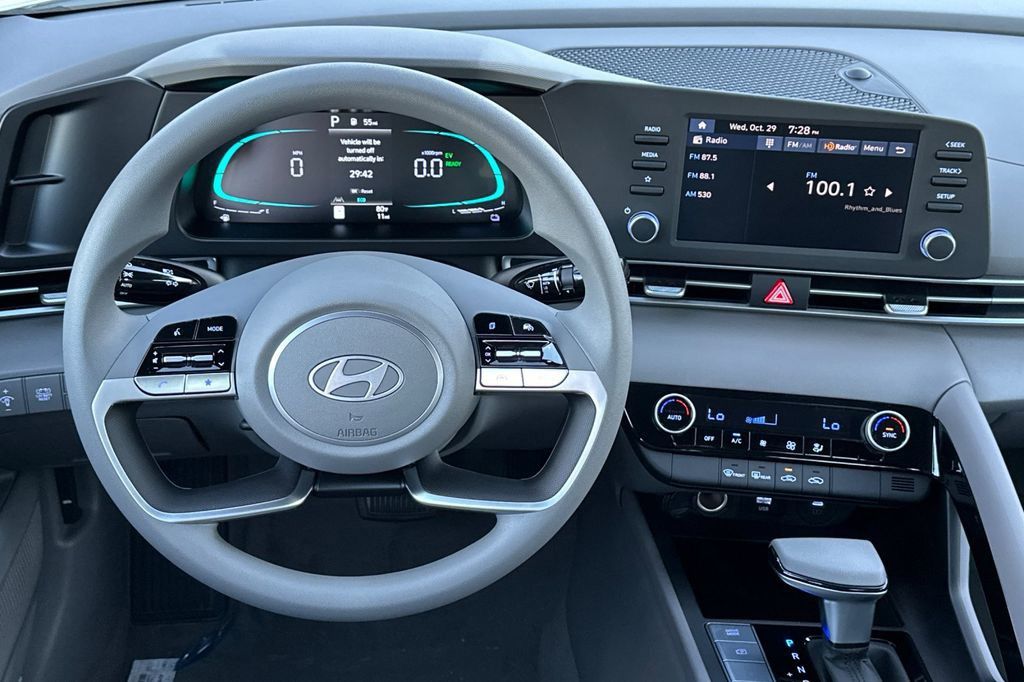 2026 Hyundai Elantra 11
