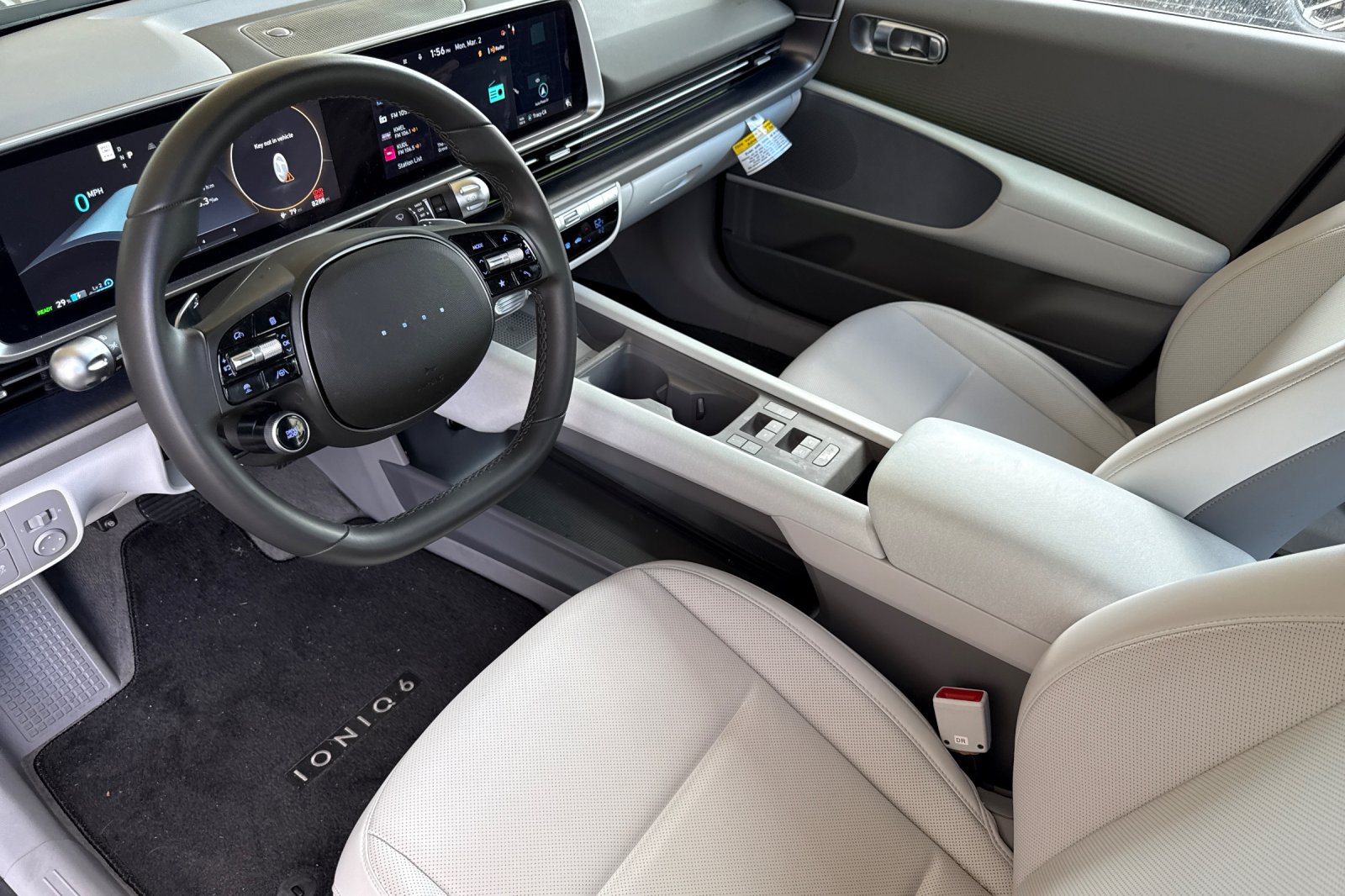 2023 Hyundai IONIQ 6 SEL photo 6