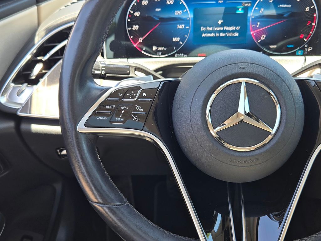 2025 Mercedes-Benz E-Class 14