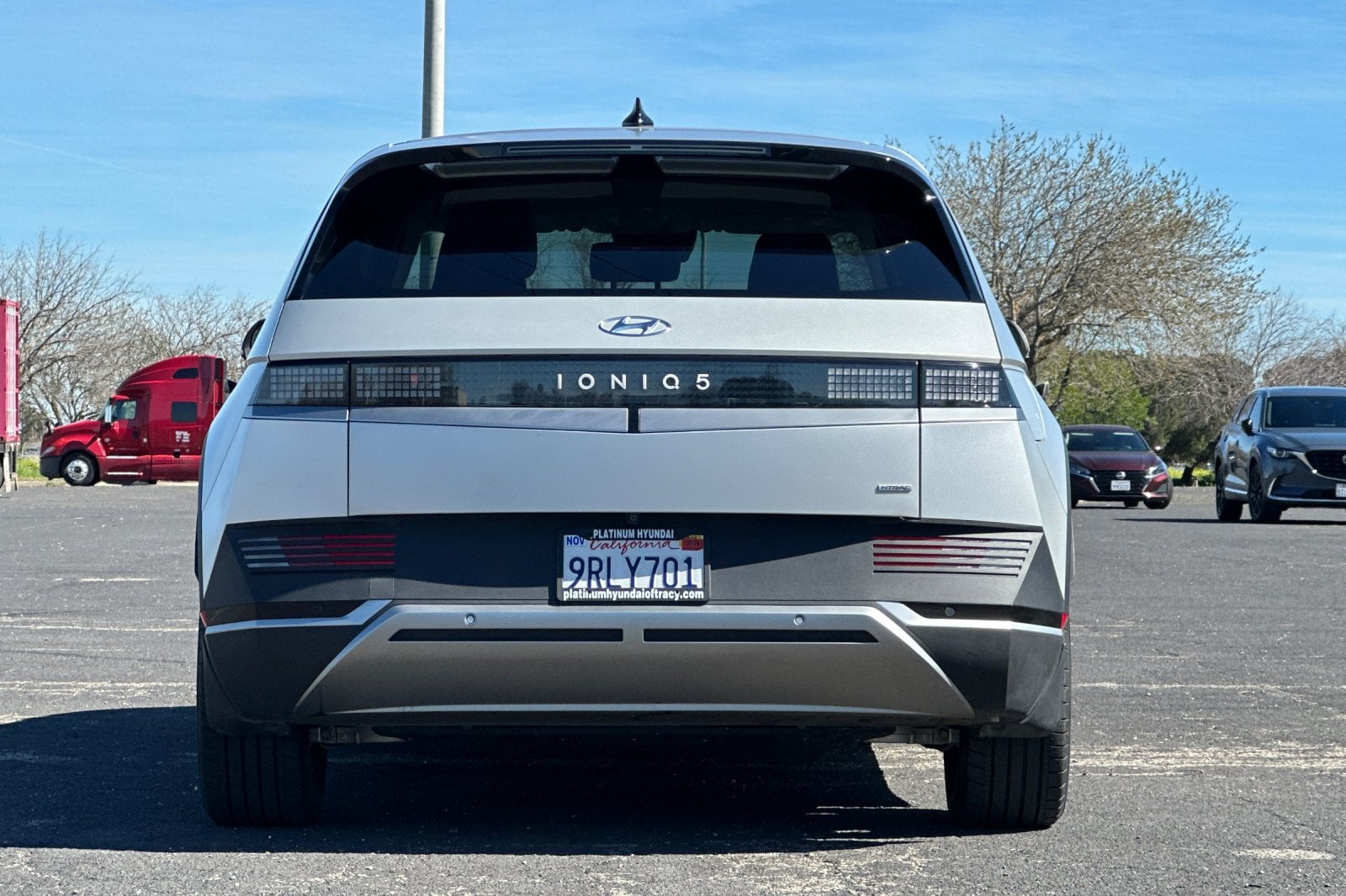 2023 Hyundai IONIQ 5 SEL photo 4