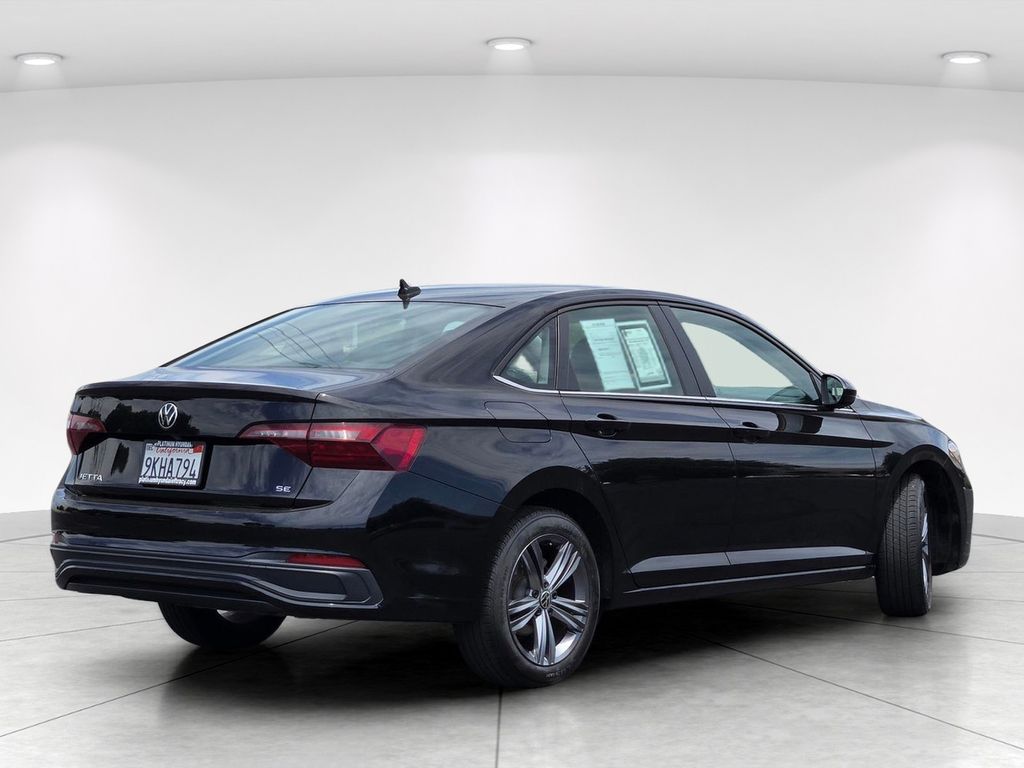 2024 Volkswagen Jetta 4