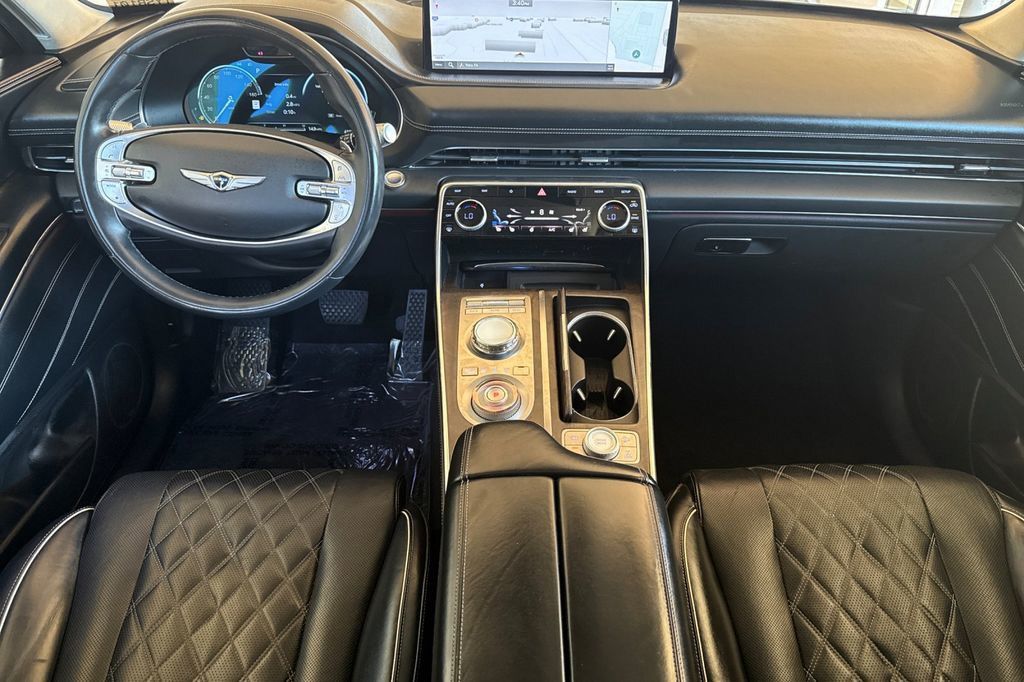 2024 GENESIS GV80 15