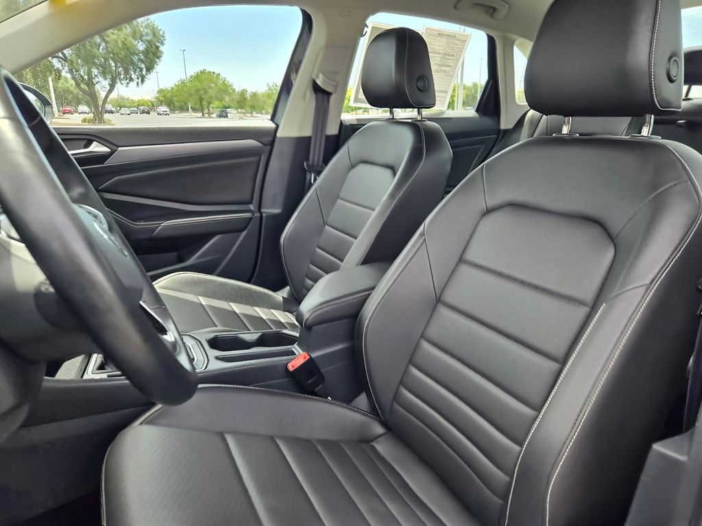 2024 Volkswagen Jetta 19