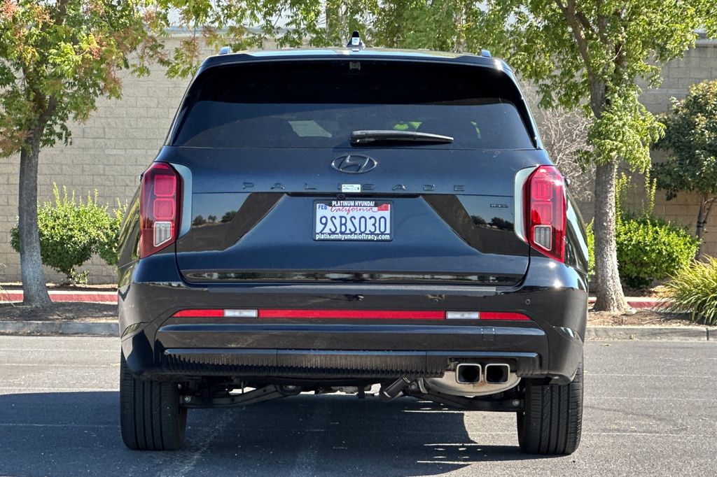 2025 Hyundai Palisade Calligraphy Night Edition photo 4