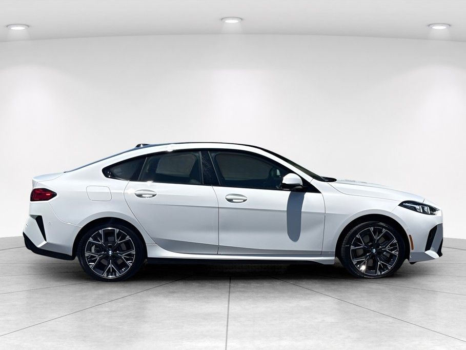 2025 BMW 2 Series 3
