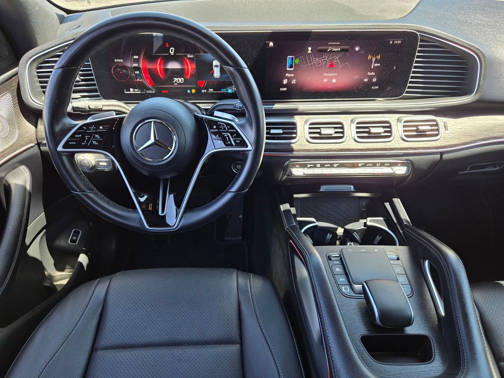 2025 Mercedes-Benz GLE 11