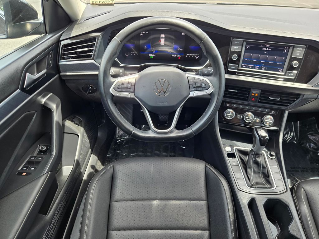 2024 Volkswagen Jetta 12