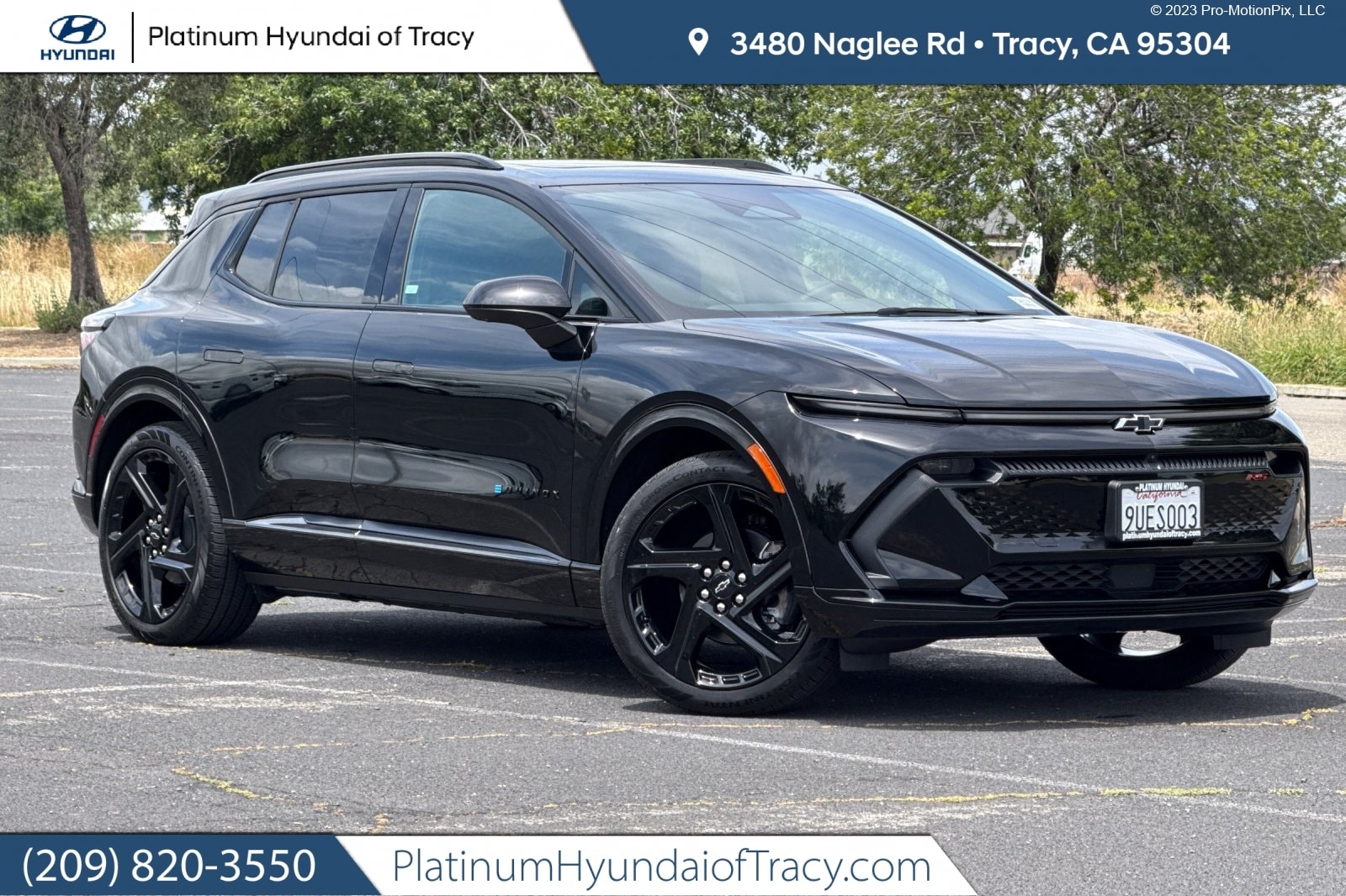2025 Chevrolet Equinox EV RS FWD's photo