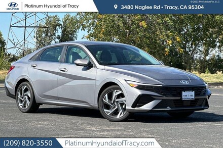 2025 Hyundai Elantra Hybrid Limited Sedan