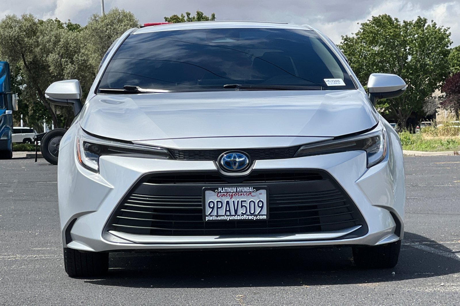 2023 Toyota Corolla Hybrid XLE photo 5