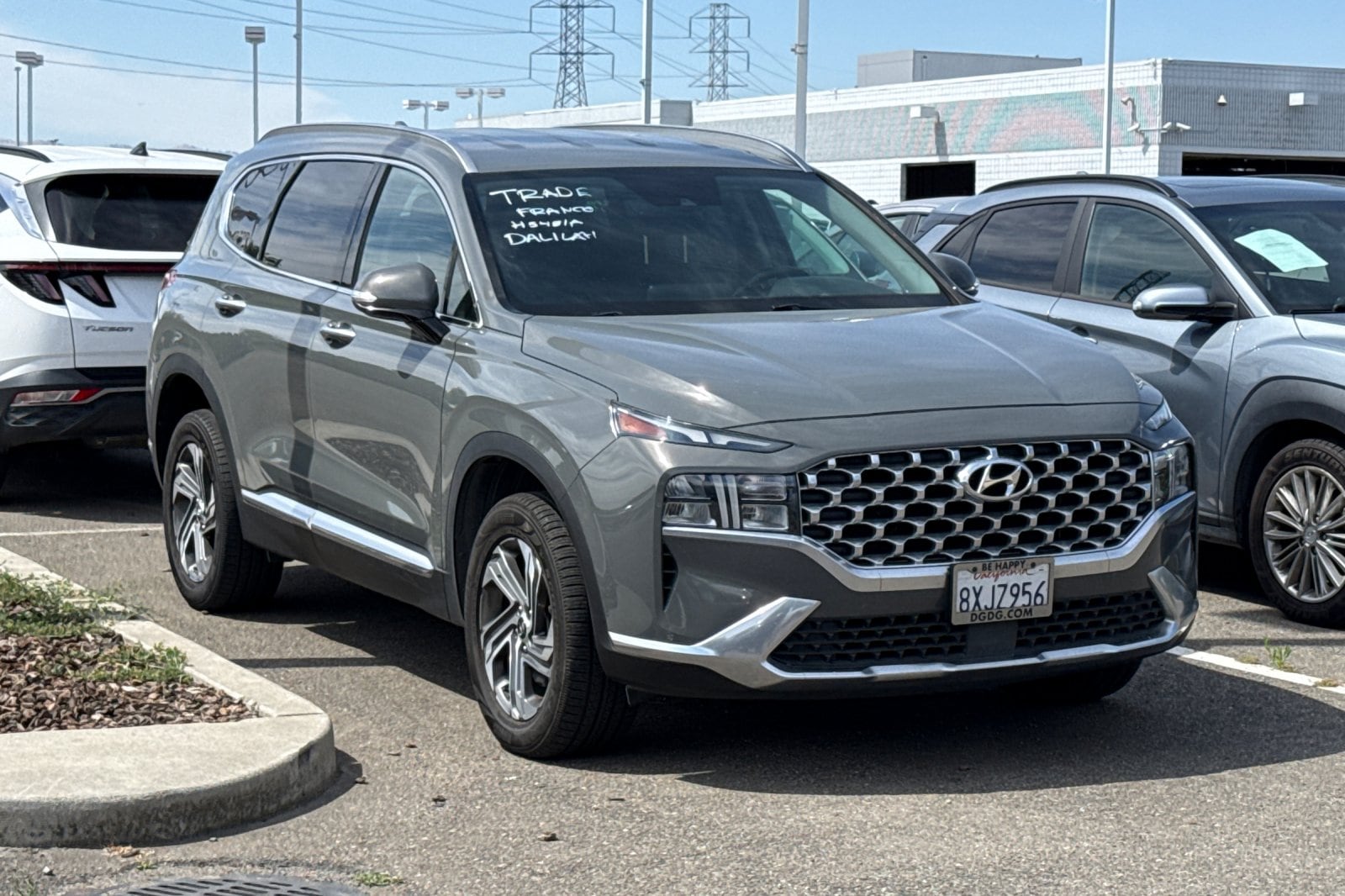 2021 Hyundai Santa Fe SEL photo 2