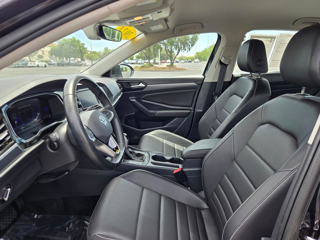 2024 Volkswagen Jetta 26