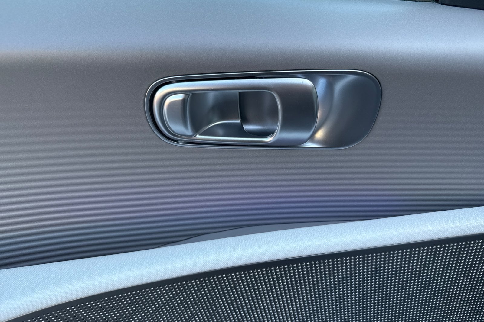 2023 Hyundai IONIQ 6 SEL photo 3