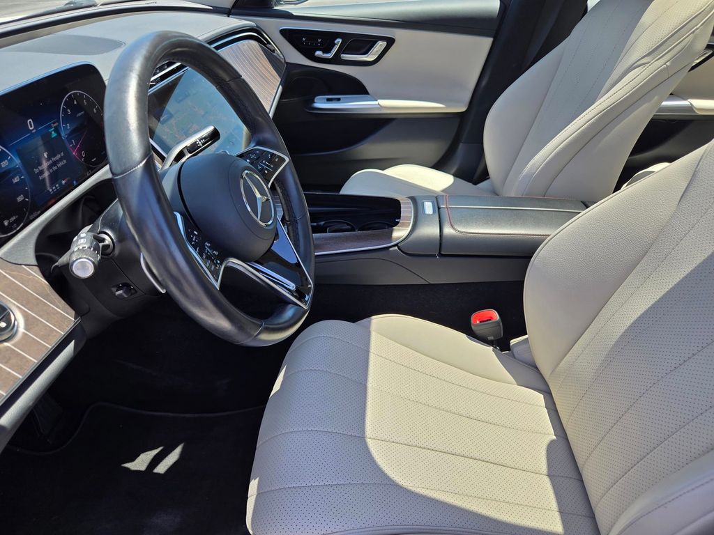 2025 Mercedes-Benz E-Class 19