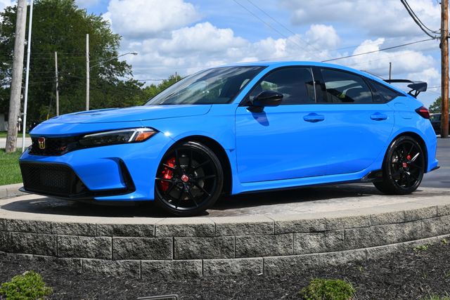 2025 Honda Civic Hatchback Type-R - Photo 1