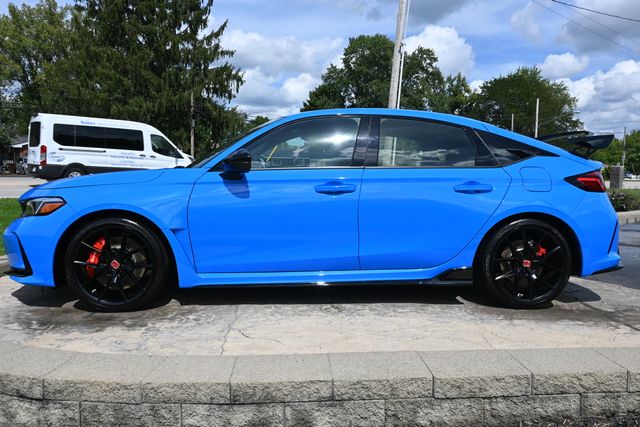 2025 Honda Civic Hatchback Type-R - Photo 8