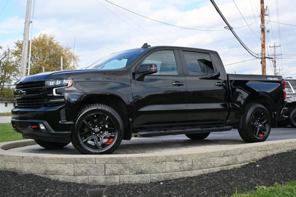 Used 2021 Chevrolet Silverado 1500 RST Truck Crew Cab