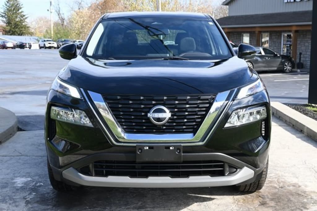 Used 2023 Nissan Rogue SV SUV