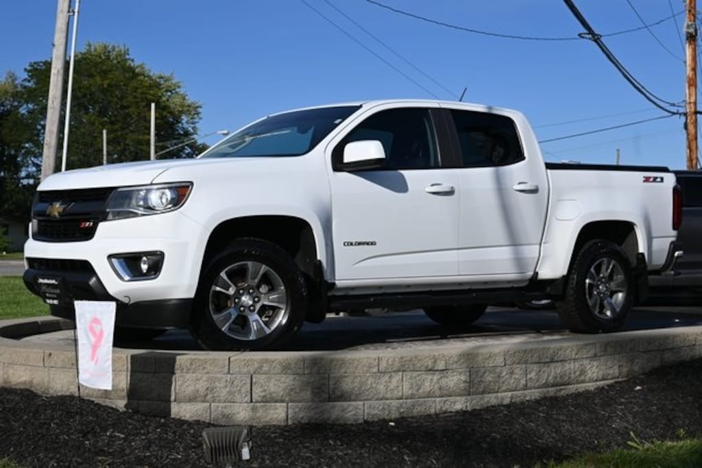 Used 2017 Chevrolet Colorado Z71 Truck Crew Cab