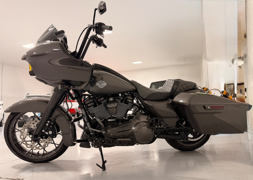 Used 2023 Harley Davidson Road Glide Special Motocycle