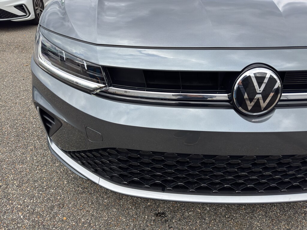 New 2026 Volkswagen Jetta SE Sedan