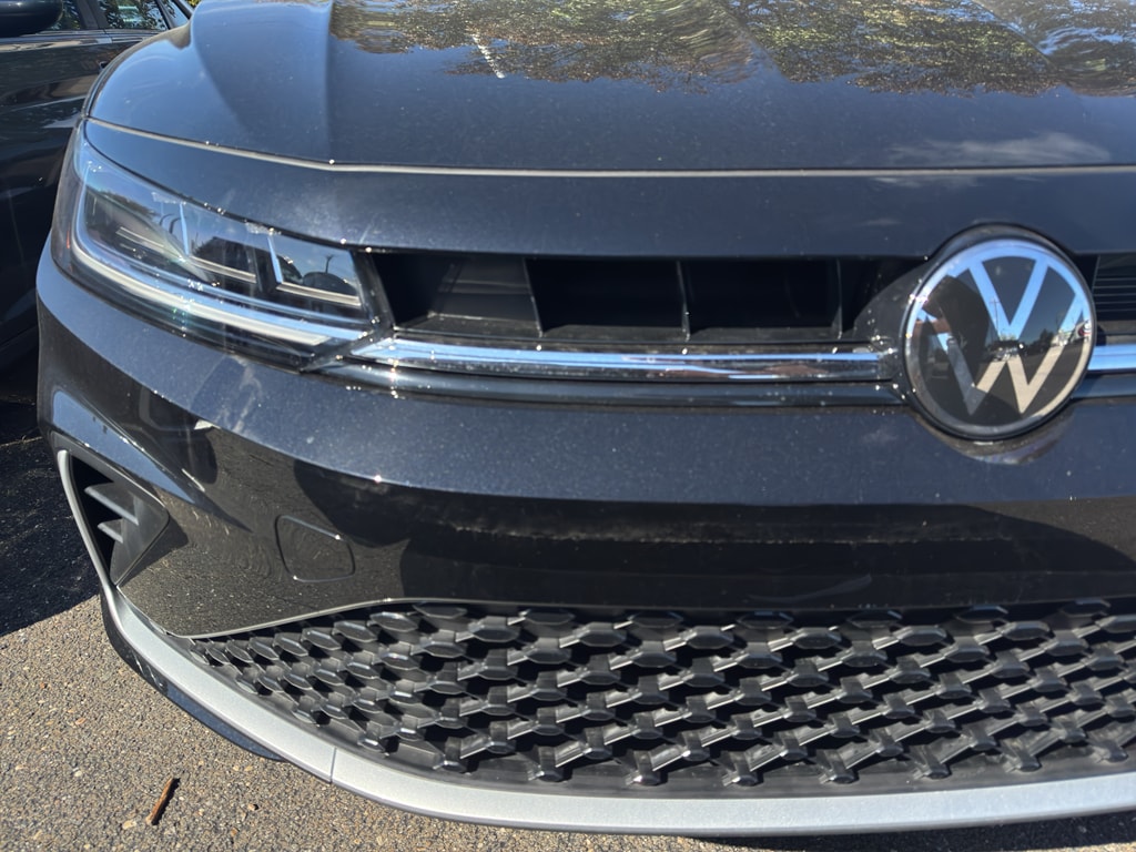 New 2026 Volkswagen Jetta SE Sedan