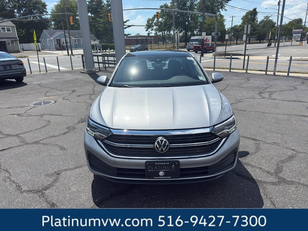 3VW7M7BU0NM033237