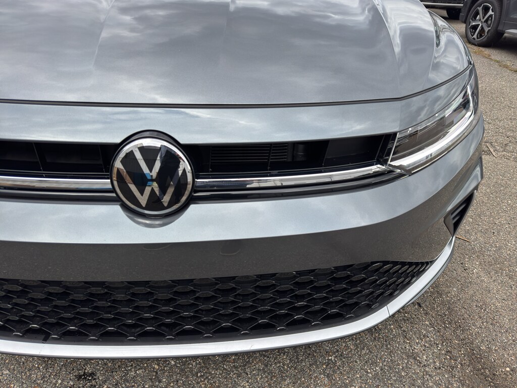 New 2026 Volkswagen Jetta SE Sedan