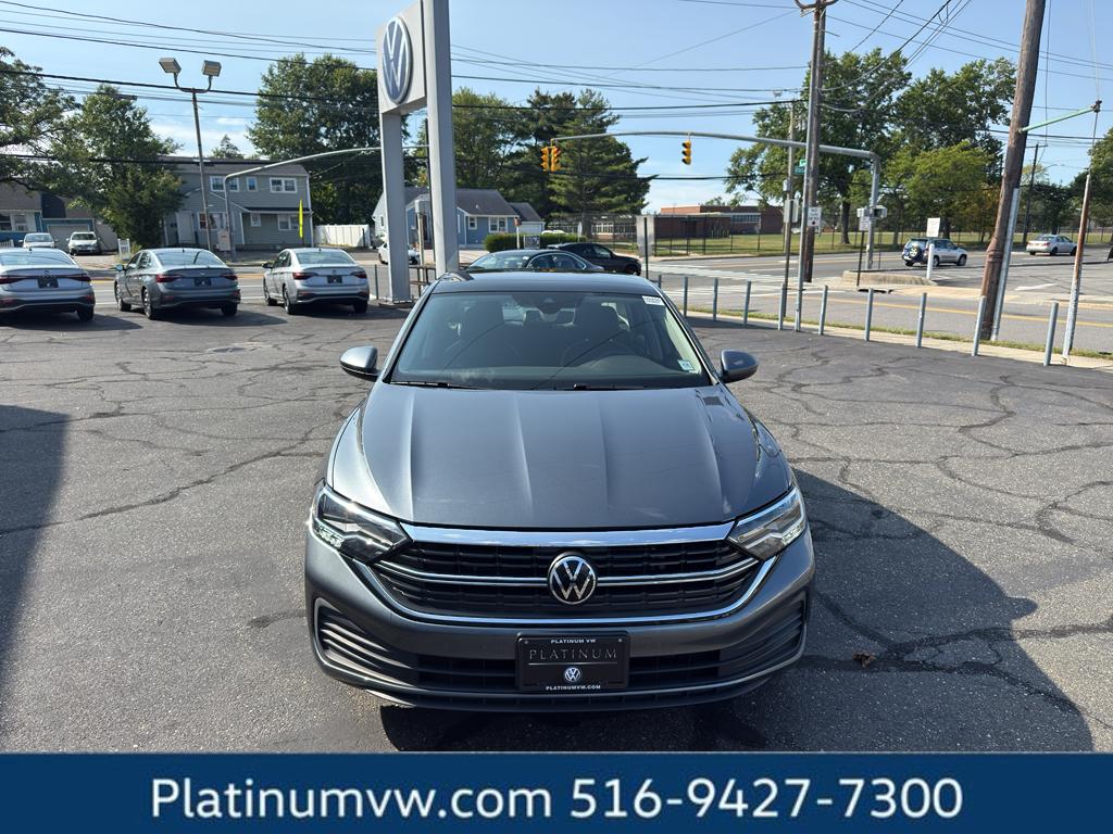 3VW7M7BU0PM015307