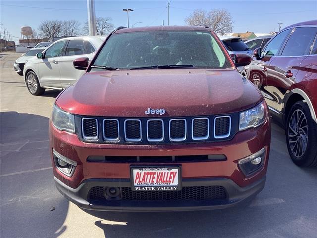 2021 Jeep Compass Latitude photo 3