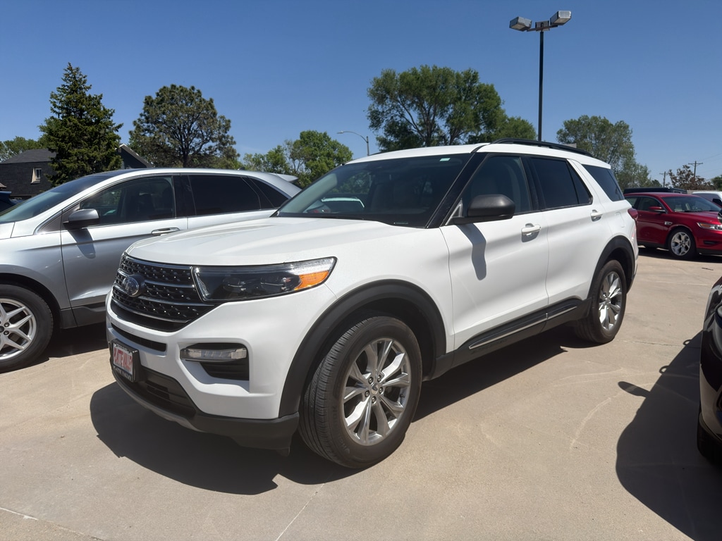 2020 Ford Explorer XLT 4WD's photo