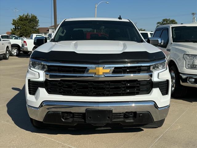 Used 2022 Chevrolet Silverado 1500 LT with VIN 1GCUDDET3NZ548500 for sale in Lexington, NE