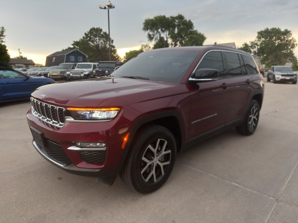 2024 Jeep Grand Cherokee Limited 4x4's photo
