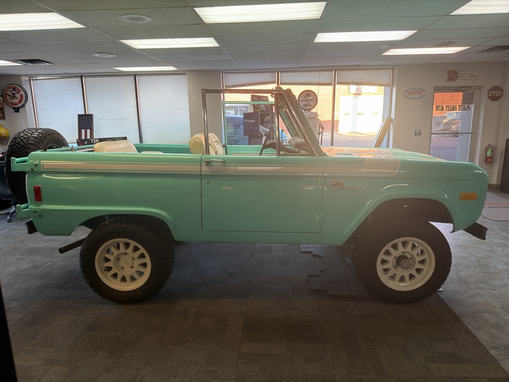Used 1977 Ford Bronco Sport 302 Engine C4 Wagon