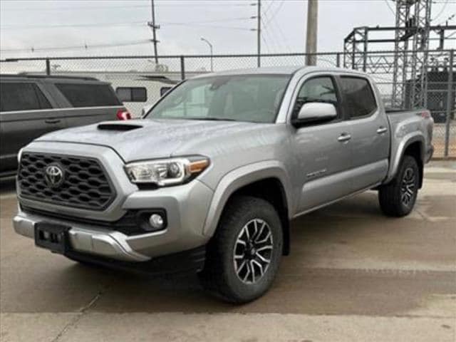 Used 2020 Toyota Tacoma TRD Sport with VIN 3TMCZ5ANXLM335181 for sale in Lexington, NE