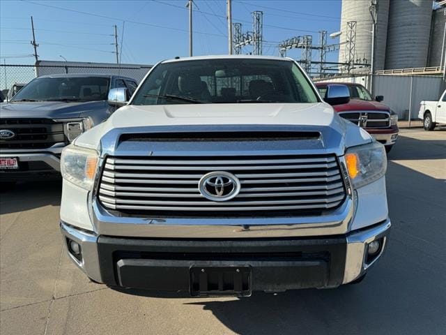 Used 2016 Toyota Tundra Limited with VIN 5TFBW5F11GX543198 for sale in Lexington, NE