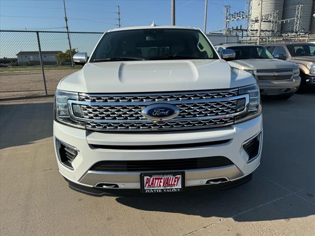 2020 Ford Expedition MAX Platinum photo 2