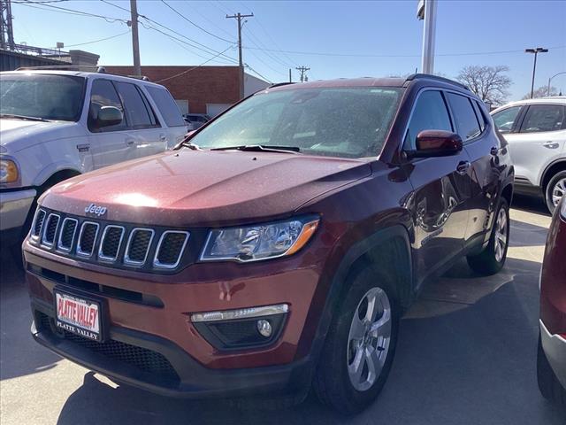 2021 Jeep Compass Latitude photo 2