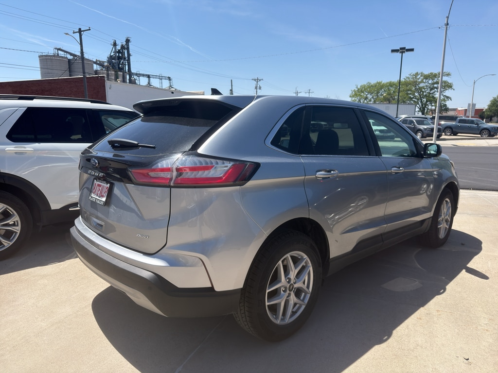 Used 2024 Ford Edge SUV