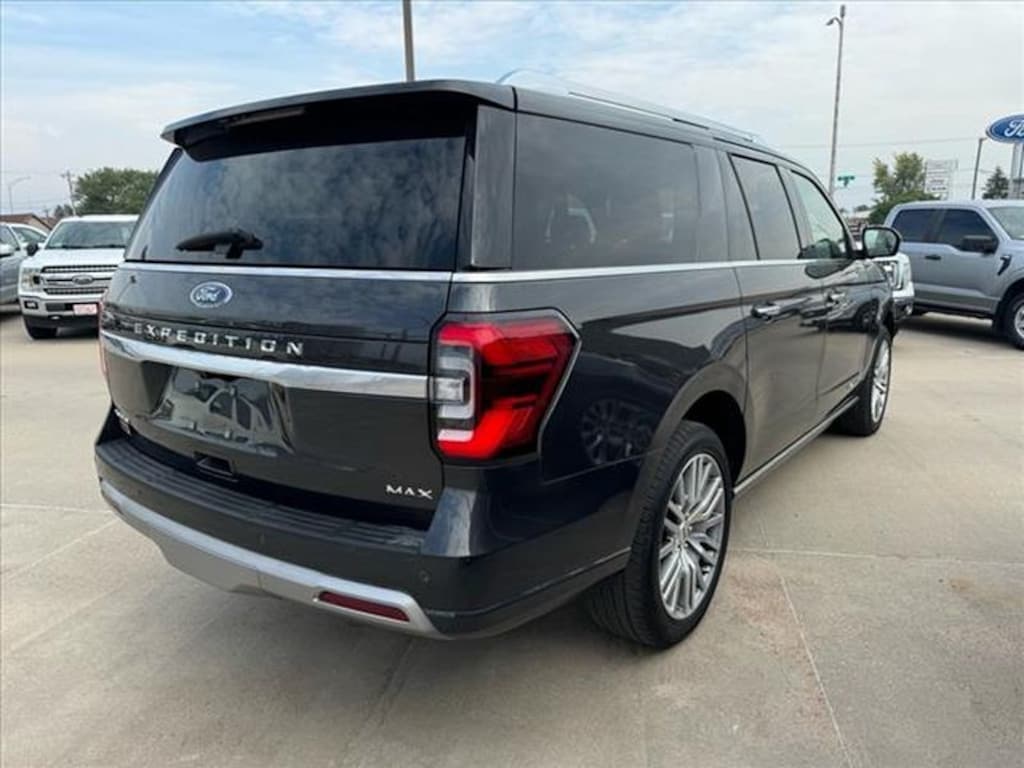 Used 2022 Ford Expedition Max Platinum SUV