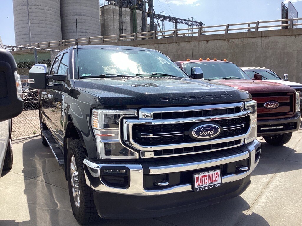 2022 Ford F-350 photo 2