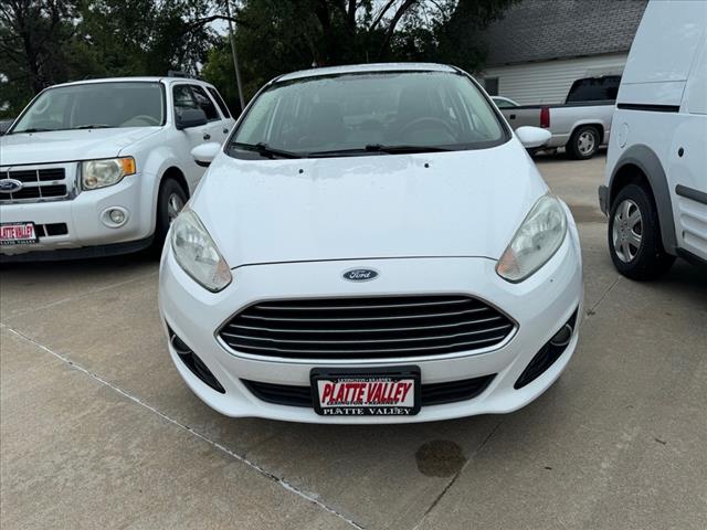 2014 Ford Fiesta Titanium photo 2
