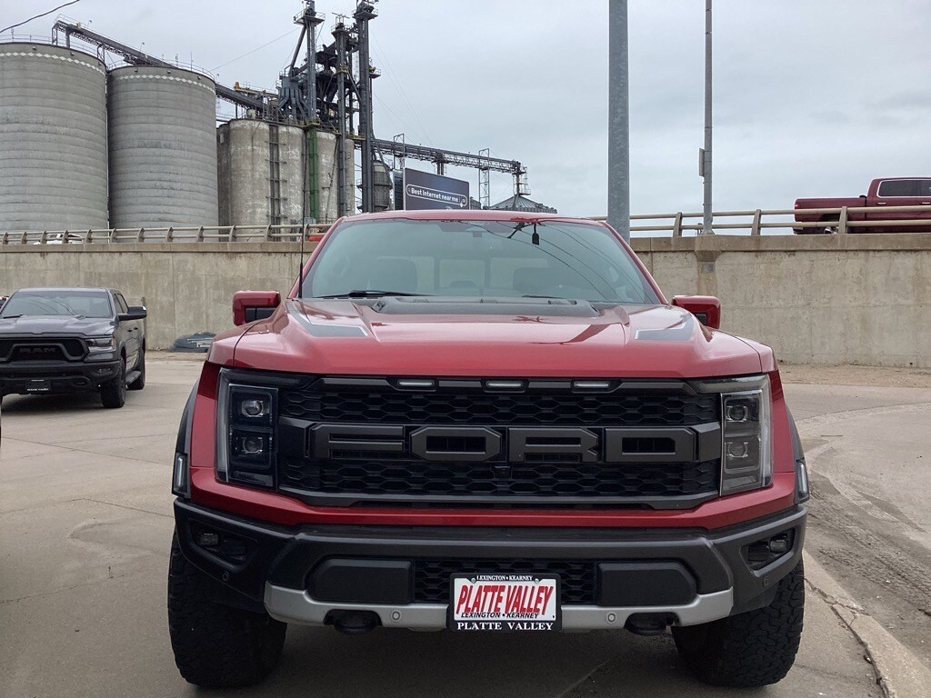 2022 Ford F-150 Raptor photo 2