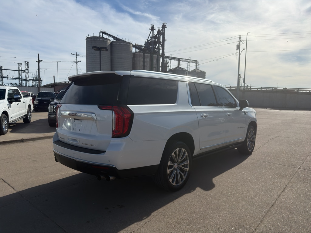 Used 2021 GMC Yukon XL Denali SUV