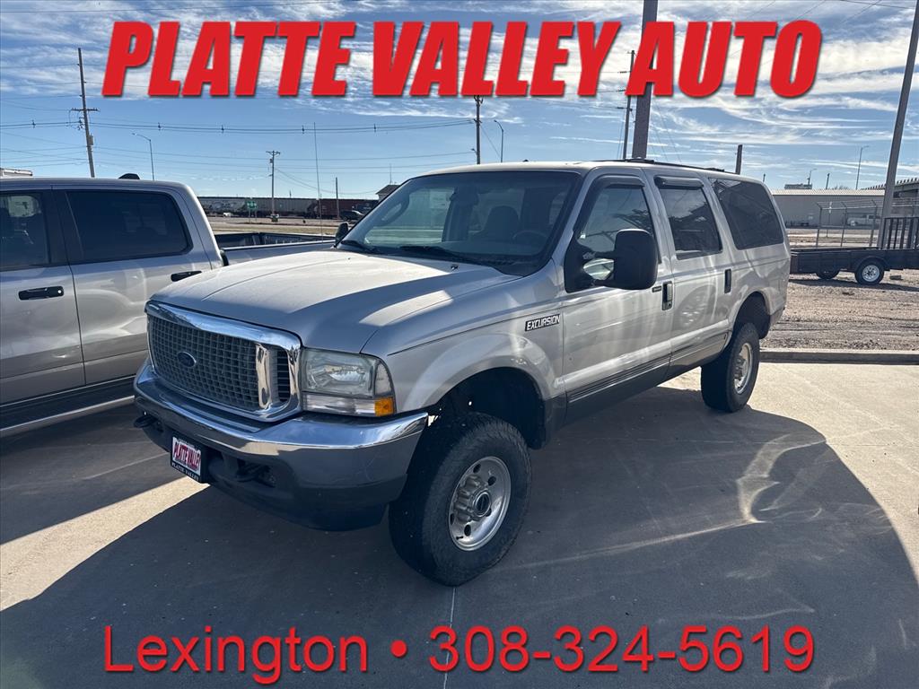 2004 Ford Excursion XLT's photo